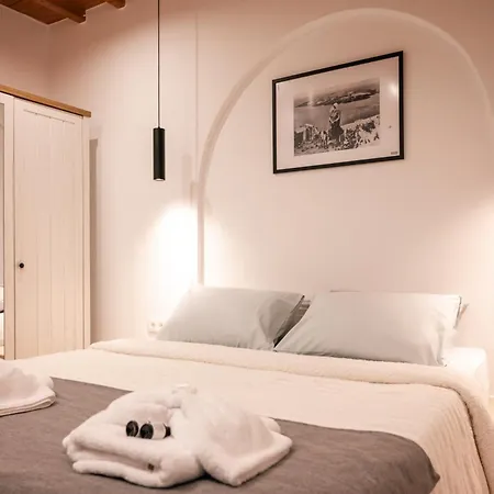 Assyr B - Santorini Cozy Cycladic Retreat Апартаменты Мегалохори