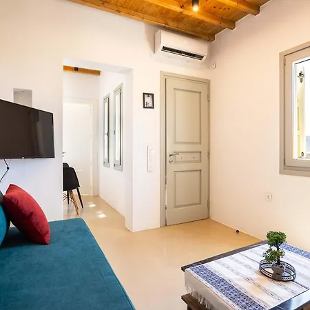 Assyr B - Santorini Cozy Cycladic Retreat 펜션 *