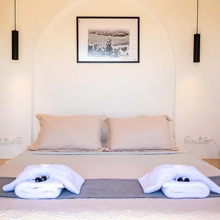 Assyr B - Santorini Cozy Cycladic Retreat *