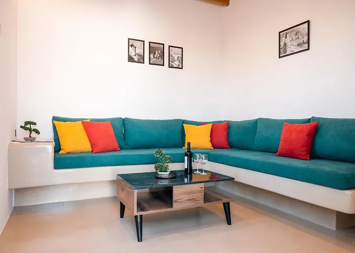 Assyr B - Santorini Cozy Cycladic Retreat Мегалохори