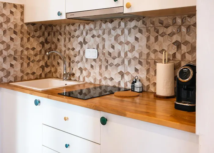 Assyr B - Santorini Cozy Cycladic Retreat Апартаменты Мегалохори